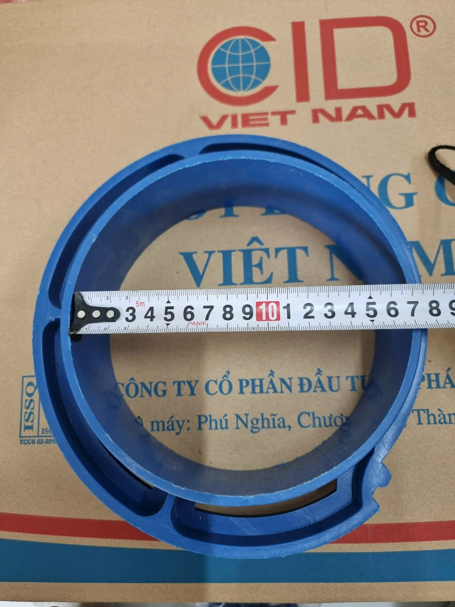 Bát cửa cuốn khe thoáng trục 168